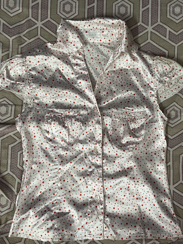 White Top Rarely Worn Size S