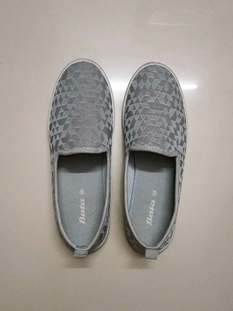 Bata Casual Shoes