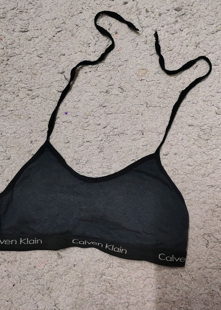 Black Padded Neck Thread Bra