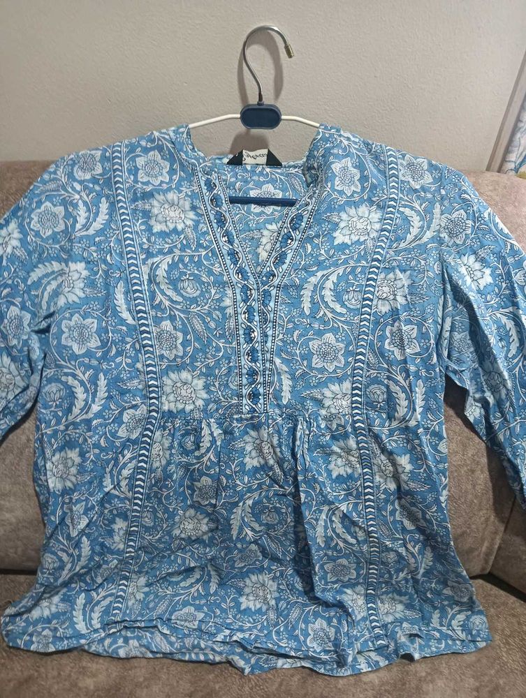 Rytras Short Kurti