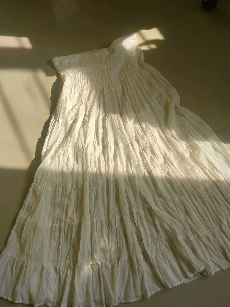 Pintresty White Maxi Skirt