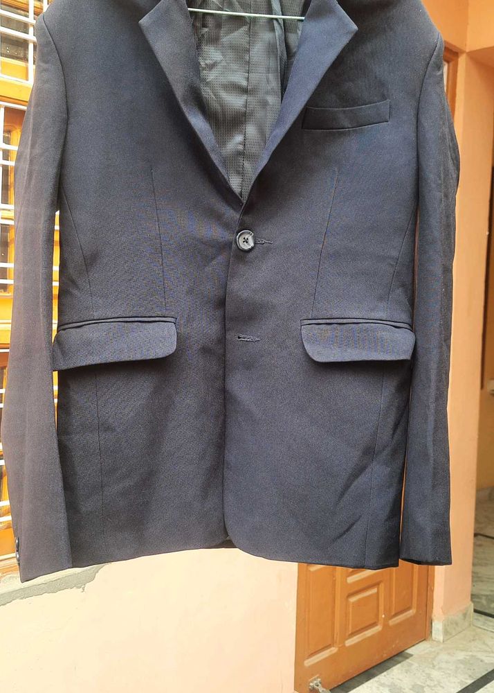 Blazzer Only On 150 Rs. Grab Fast Before Gone.