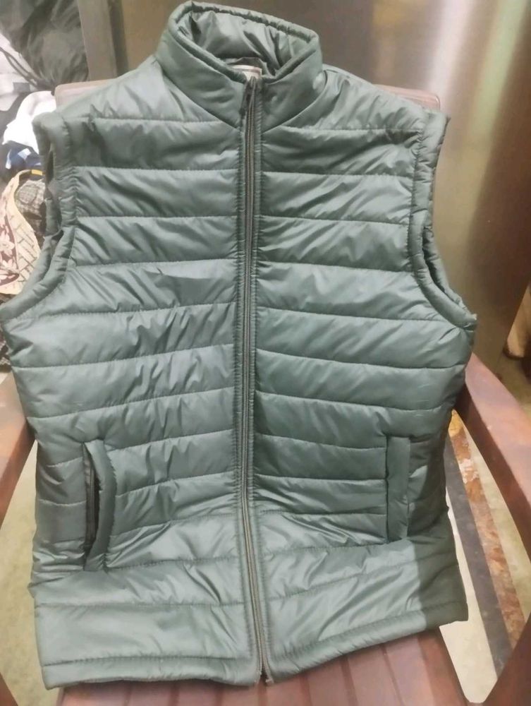 Winter Half Sleeves Jacket For Unisex