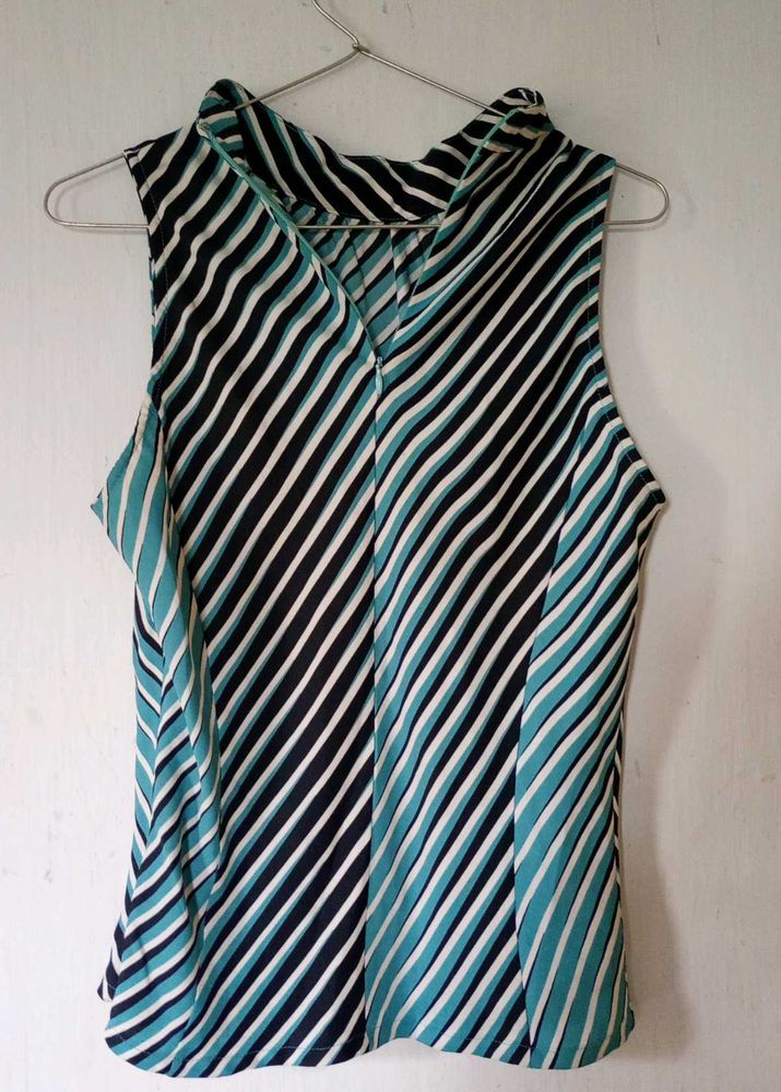 Fitted Top