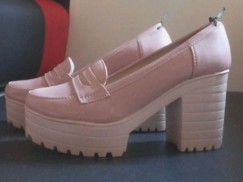 Beonza Peach Heels