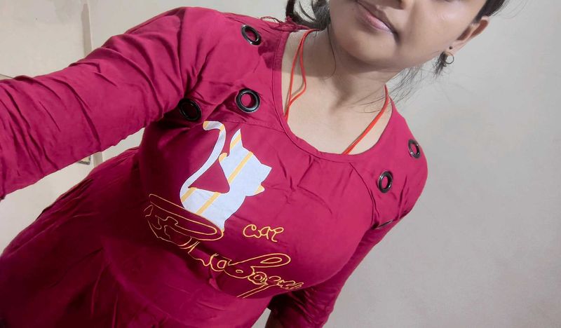 Maroon Cat Graphic Top