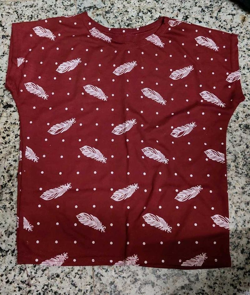 Burgundy Feather Print T-shirt Crop Top