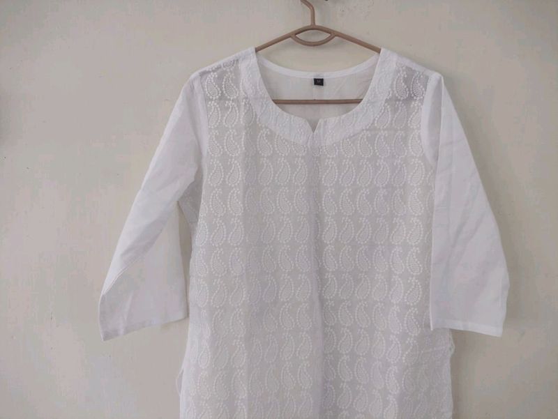Chikankari White Kurti