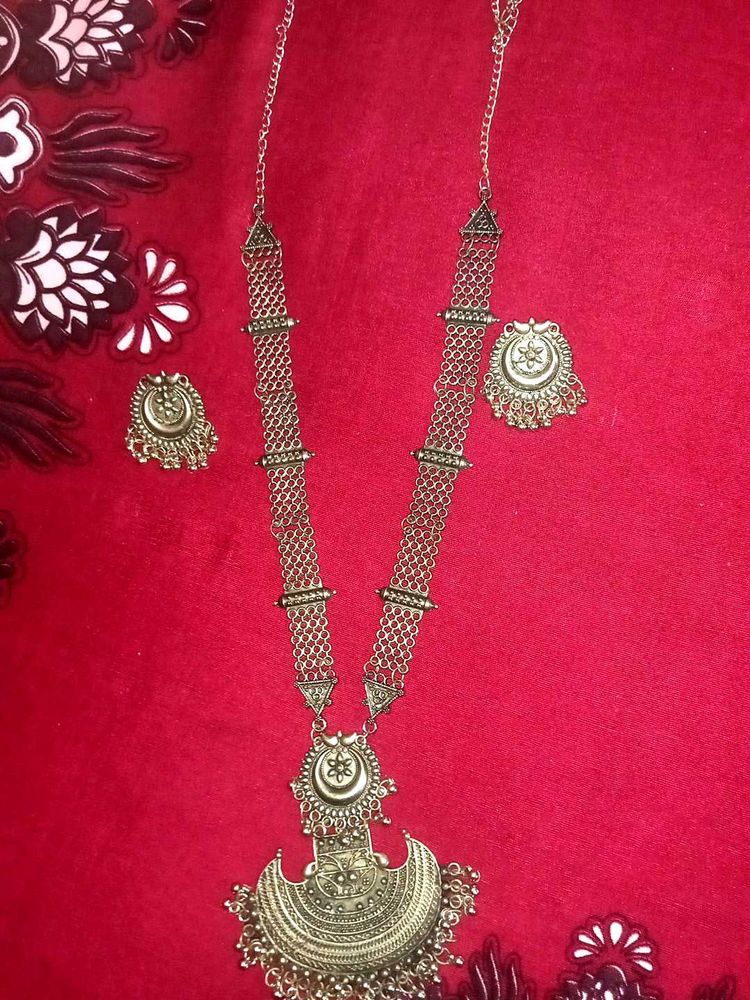 Antique Style Necklace &amp; Earring Set