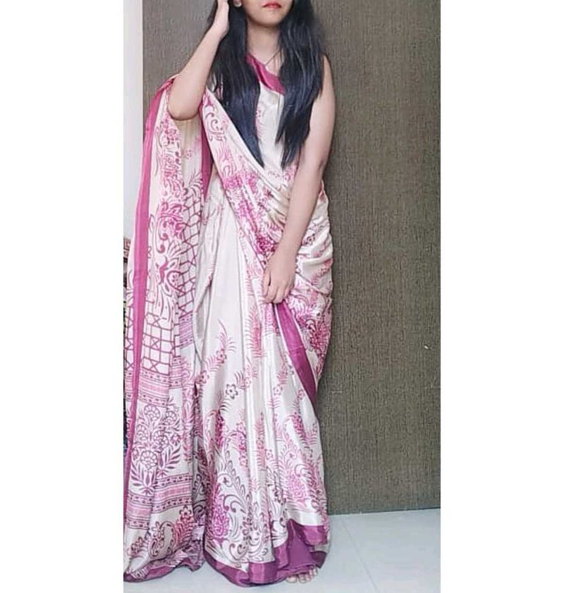 Beige Floral Printed Silky Saree😍🦄