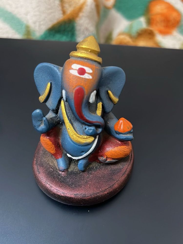 Ganesh Showpiece