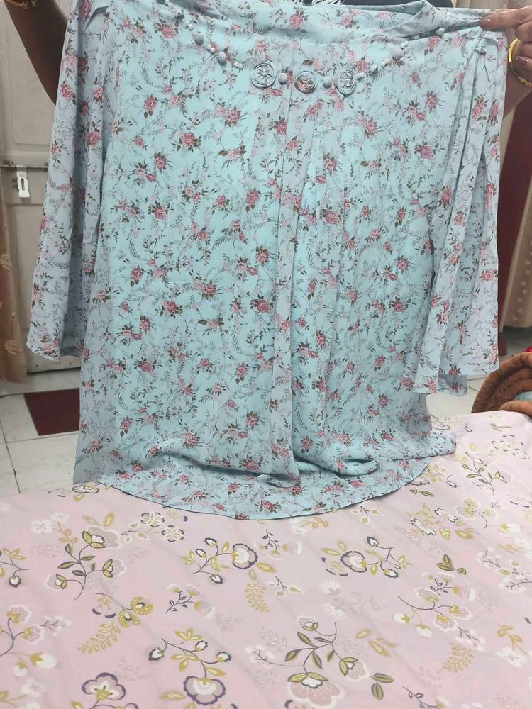 Floral Print Top with Pearl Detail