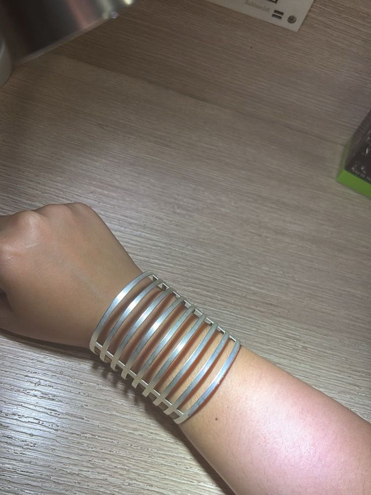 Silver bangle/ bracelet