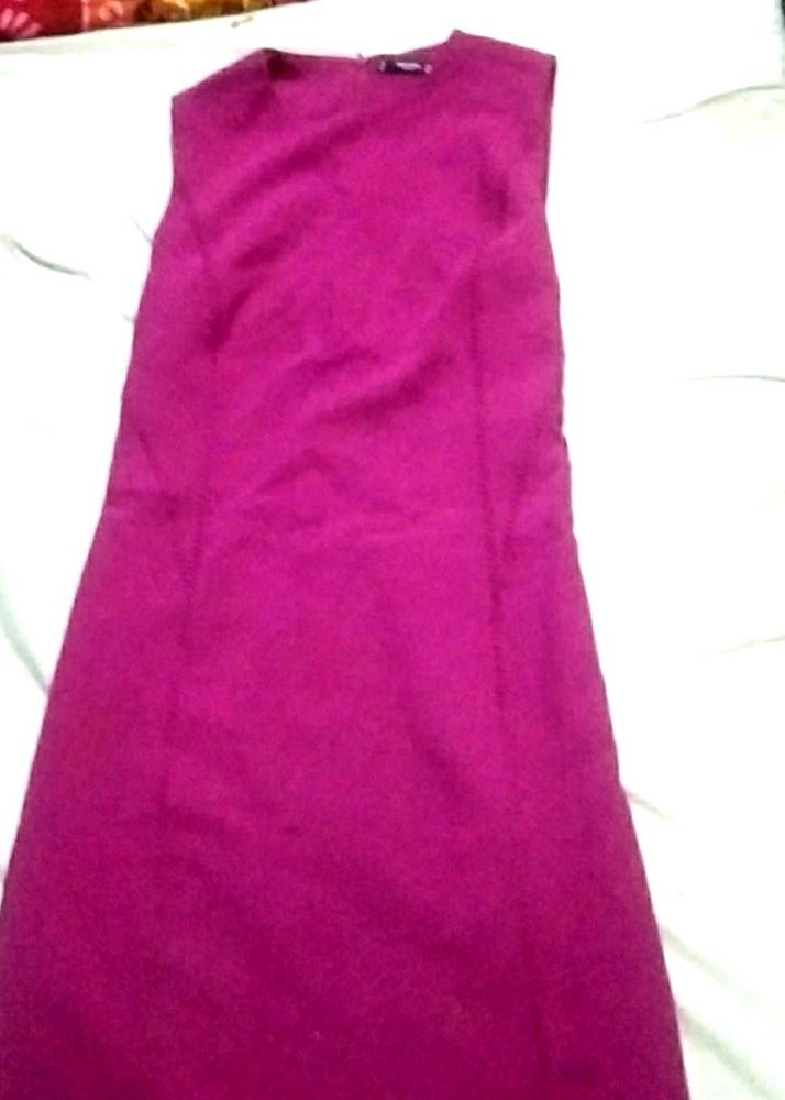 Magenta Sleeveless Dress