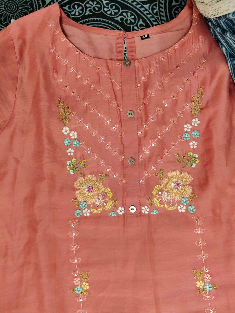 Straight Kurta With Elegant Look