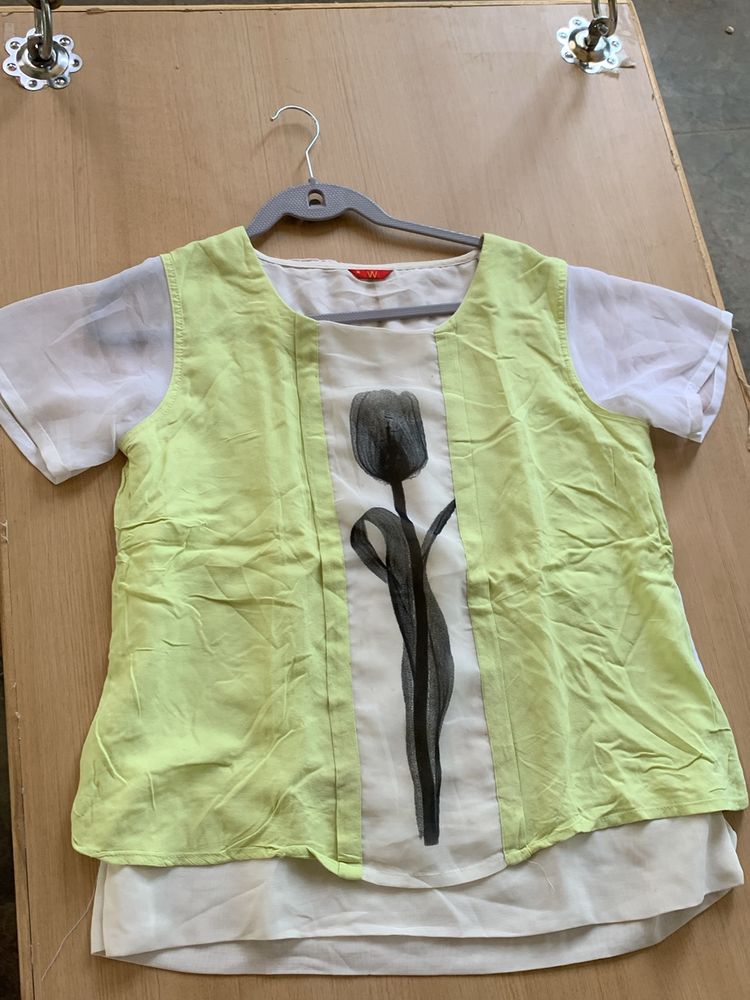 Designer Top