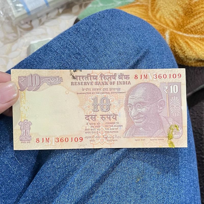 10 Rupee Note Crisp