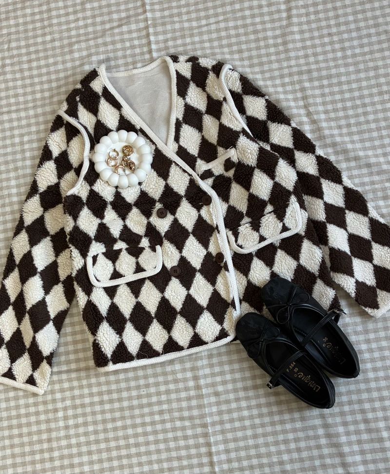 Cute Diamond Pattern Women Coat