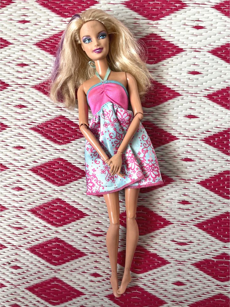 Barbie Fashionista Doll 2012 from Mattel