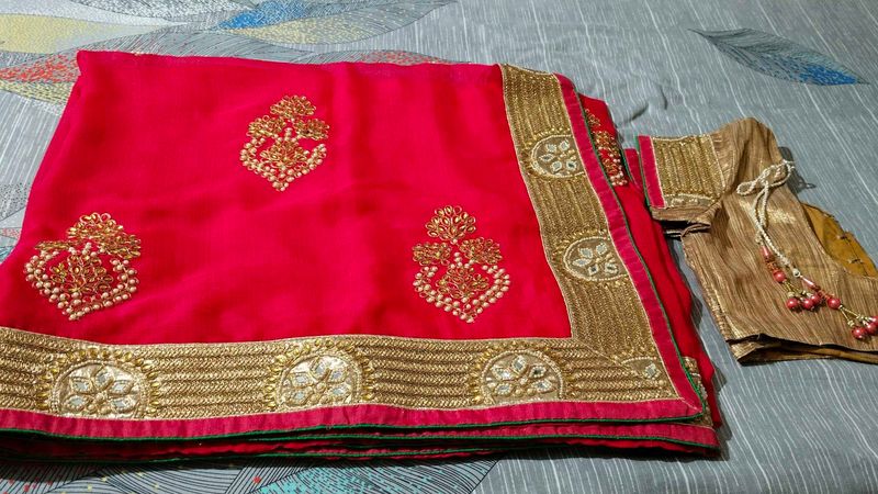 Tomato Pink Saree With Blouse