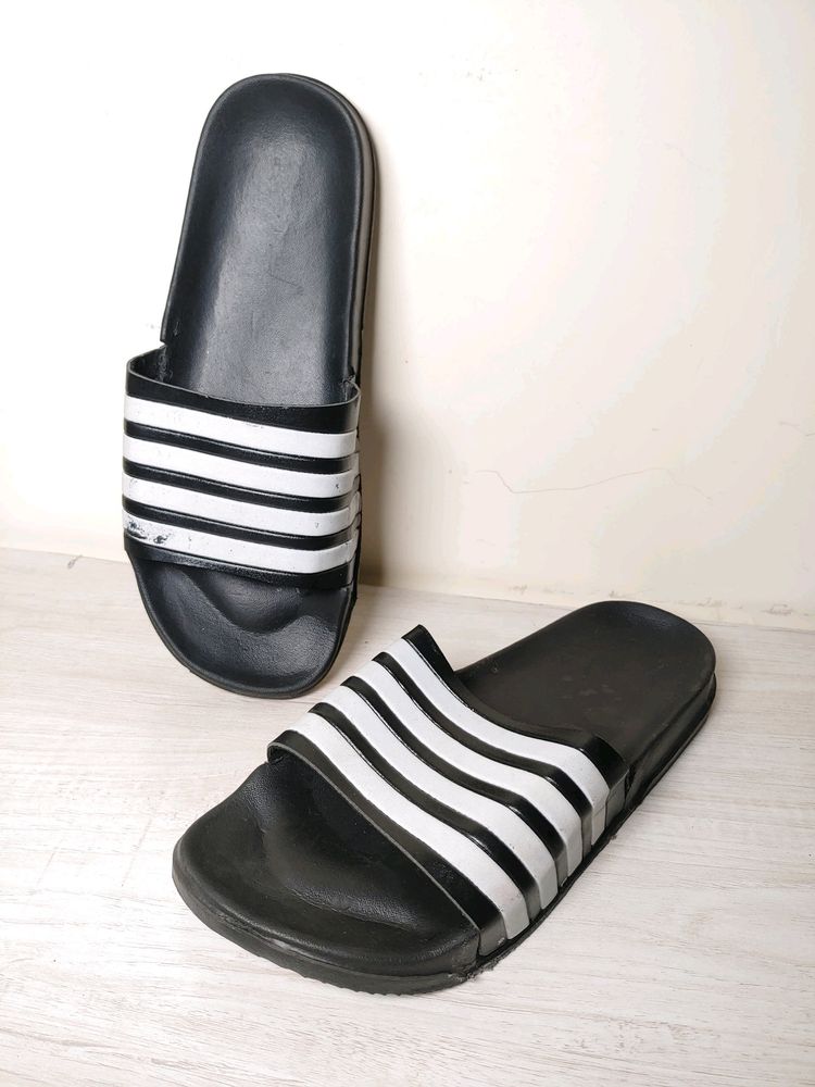 New Men&#39;s Fashion Design Slide