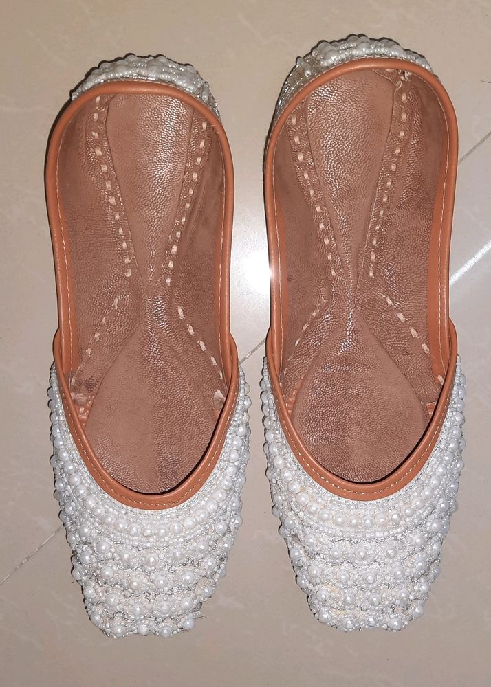 Pearl Jutti