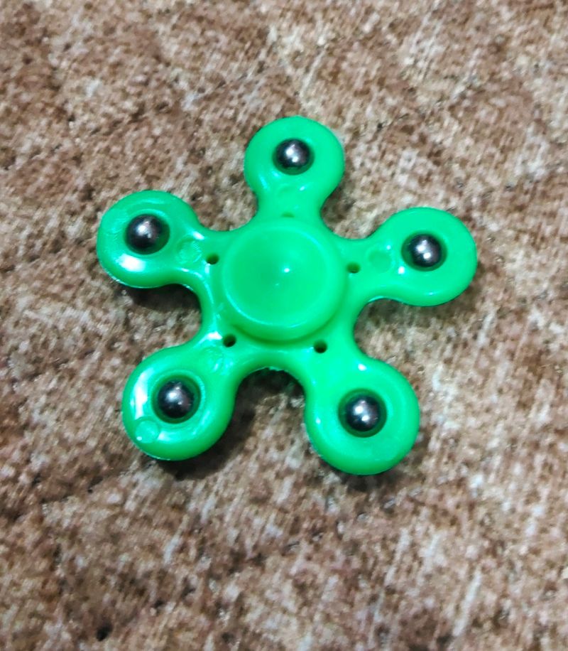 Great Spinner With Metalic Balls