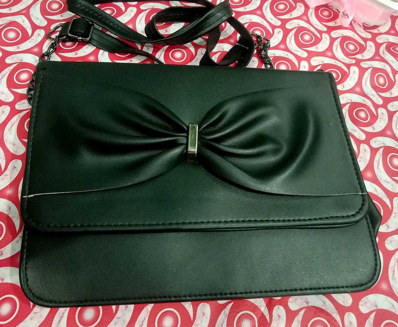 Chic Black Sling Bag