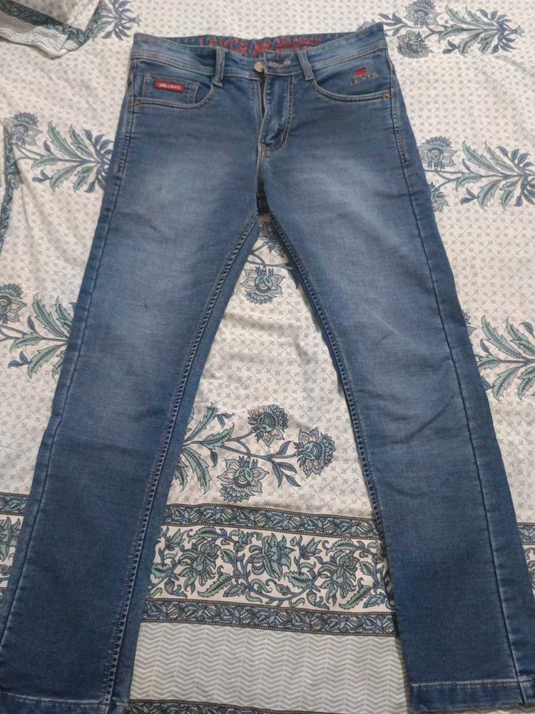 Men&#39;s Blue Jeans