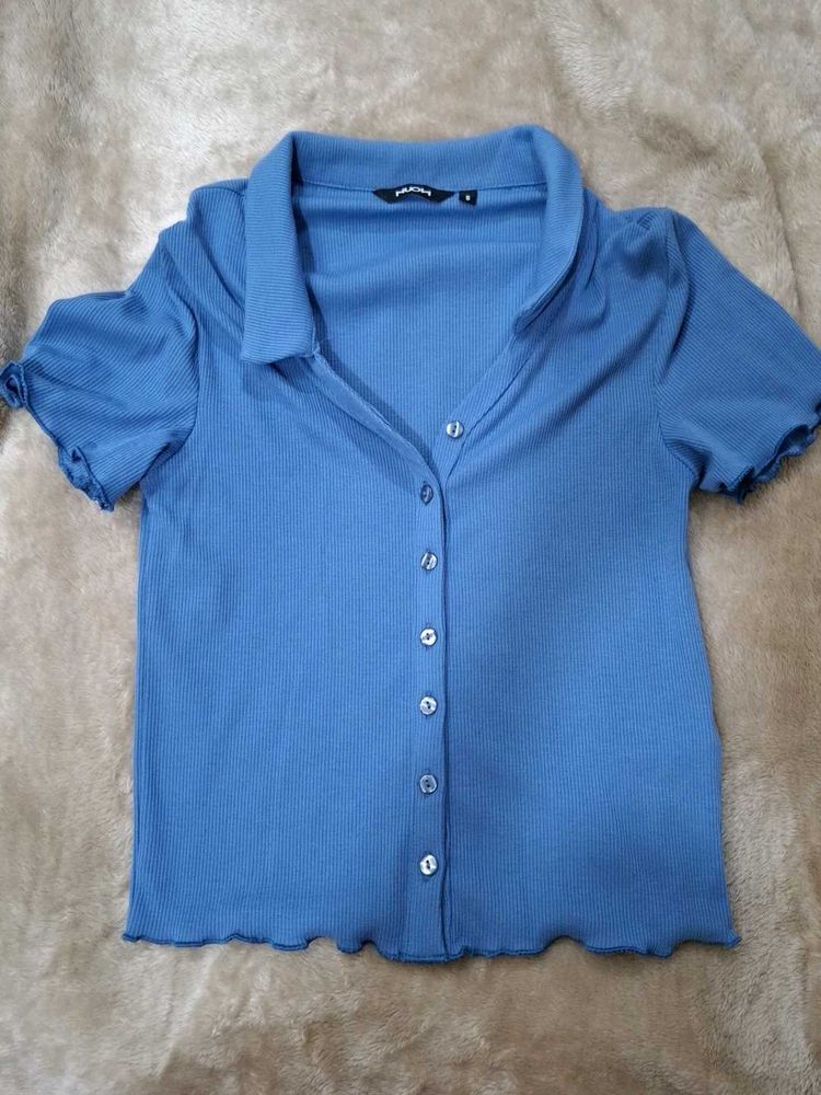 Blue Ribbed Button-Up Top 🌊
