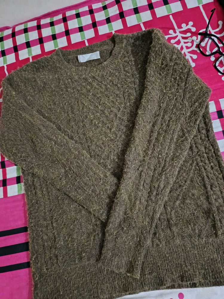 Cozy Brown Knit Pullover