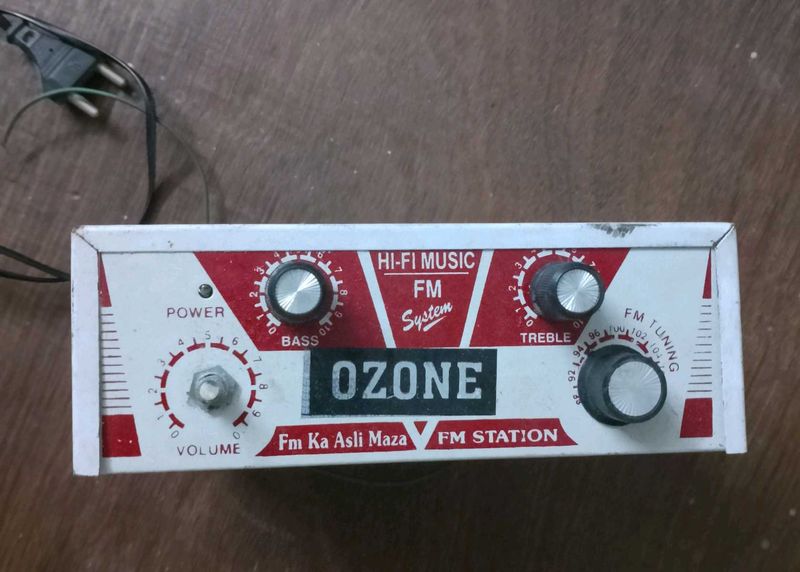 Vintage Ozone FM Radio