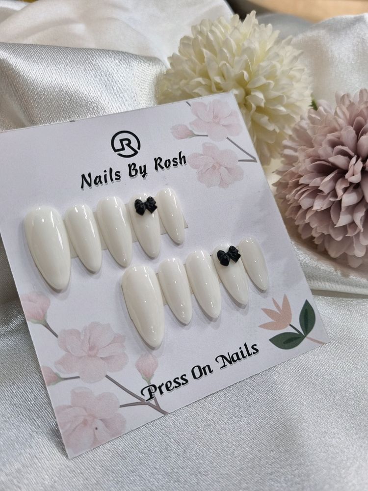 Milky Nails 💅 😍