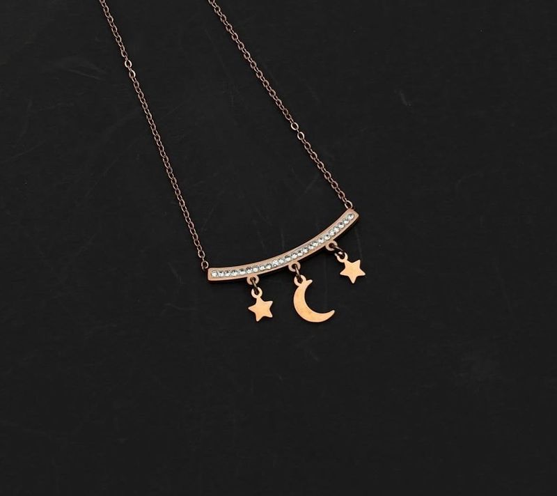rose gold chain moon and star