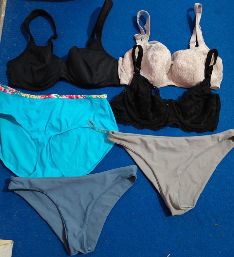 34/36 Bra With Medium/L  Pantie Set