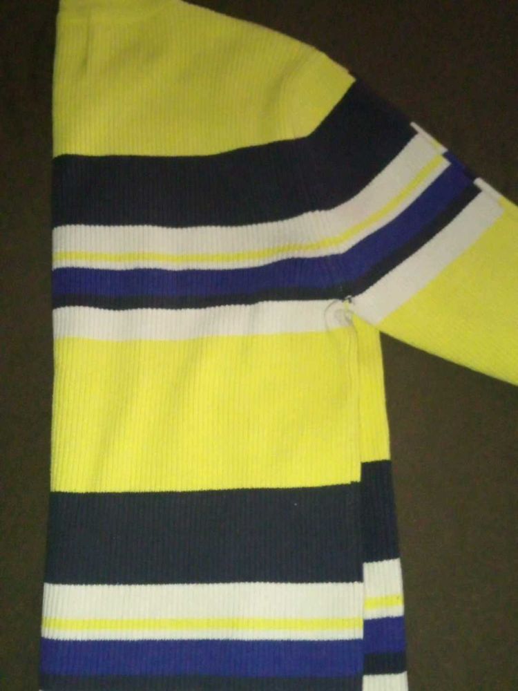 Polo crop top in winter 💗,cute multi colour cro