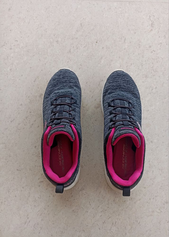 Skechers Shoes..... Worn More Than 5 Times But It&#39;s Good In Condition... The Sole Is Also Very Good... I Got It For 3500 From the Stores Near Me...