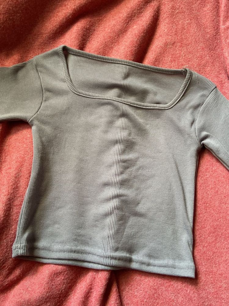 Grey Ribbed Full Sleeved Top🩶🦈