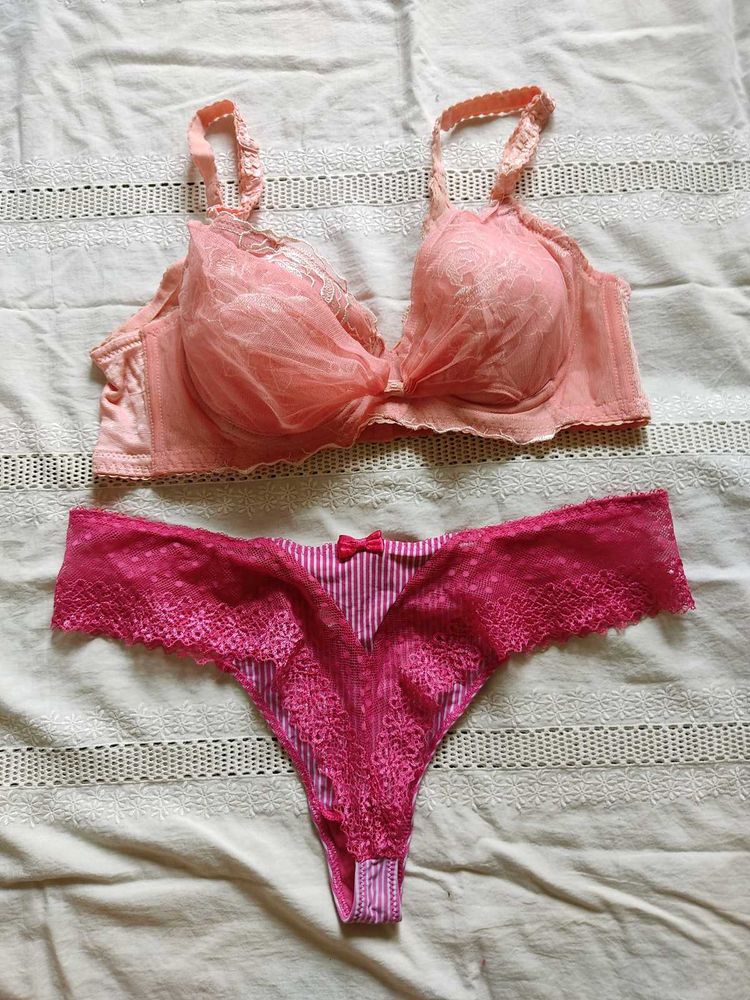 Lace Lingerie Set
