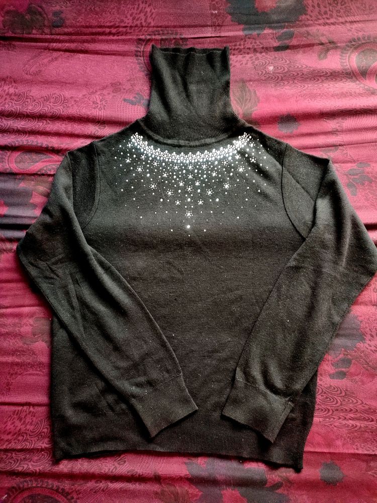 High Neck Woollen Top