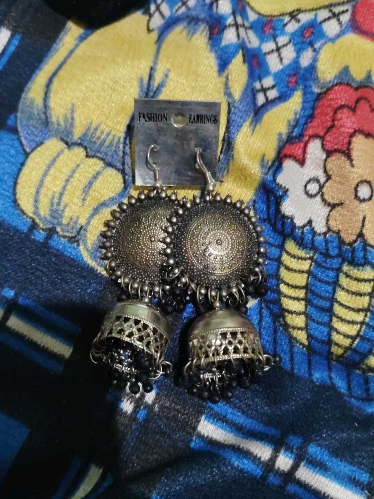 Stylish Jhumka Earrings