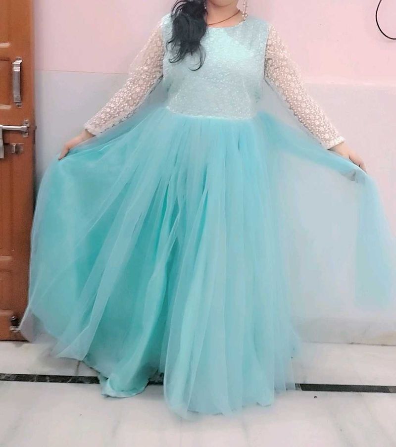 Very Pretty Flaired Gown
