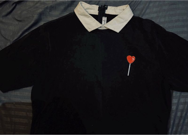 Cute Collared Cropped Black Top with Lollipop