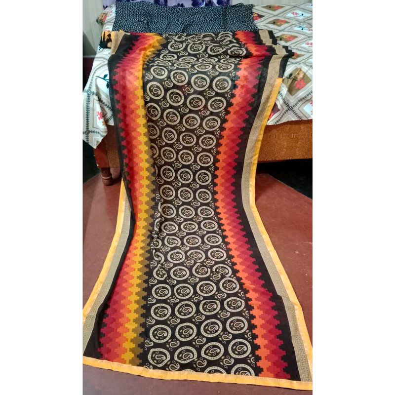 Black Printed Saare 🖤