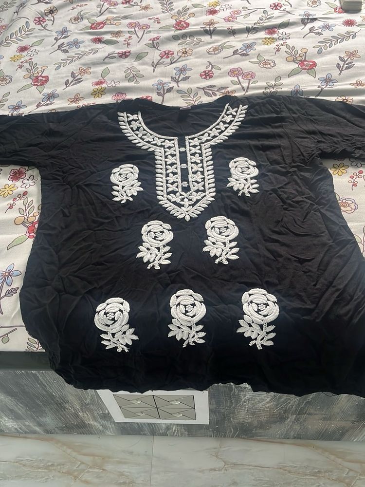 Lucknavi Tunic