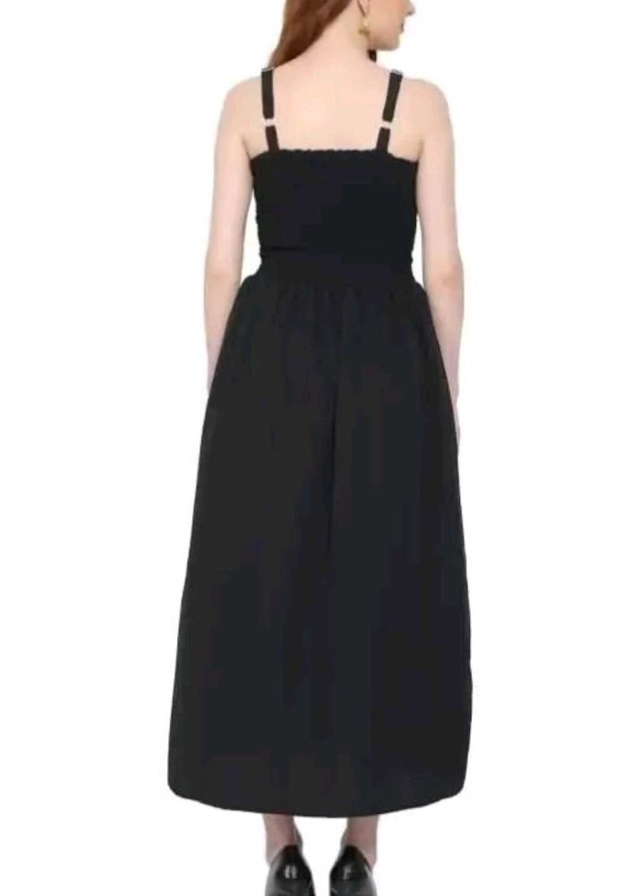 Chic Black Midi Dress