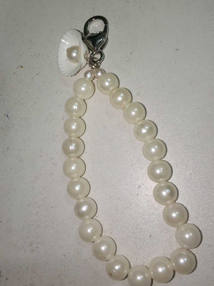 Pearl Charm keychain
