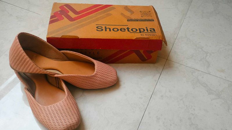 Shoetopia Pink Ballerinas
