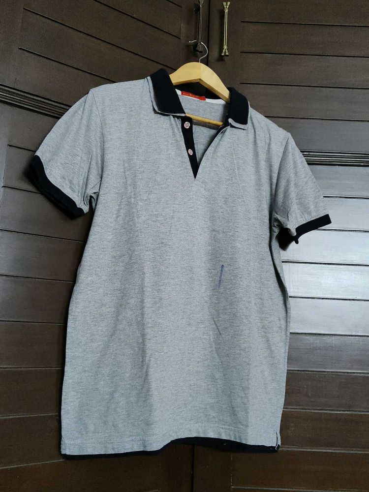 Men&#39;s Grey Cotton Polo Tshirt