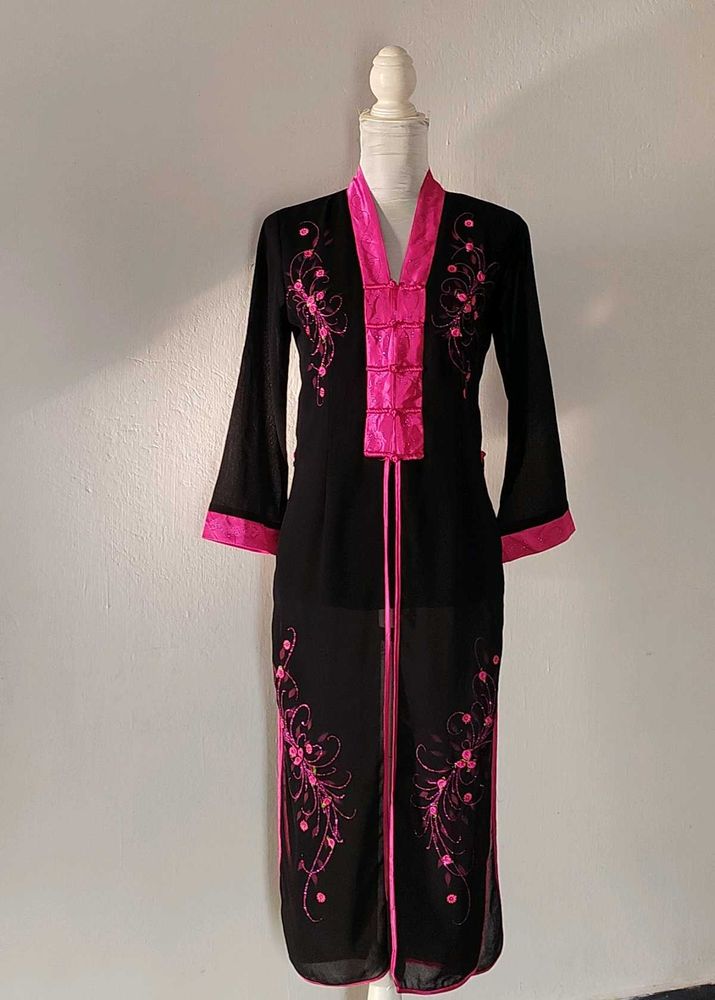 AO Dai In Black and Pink